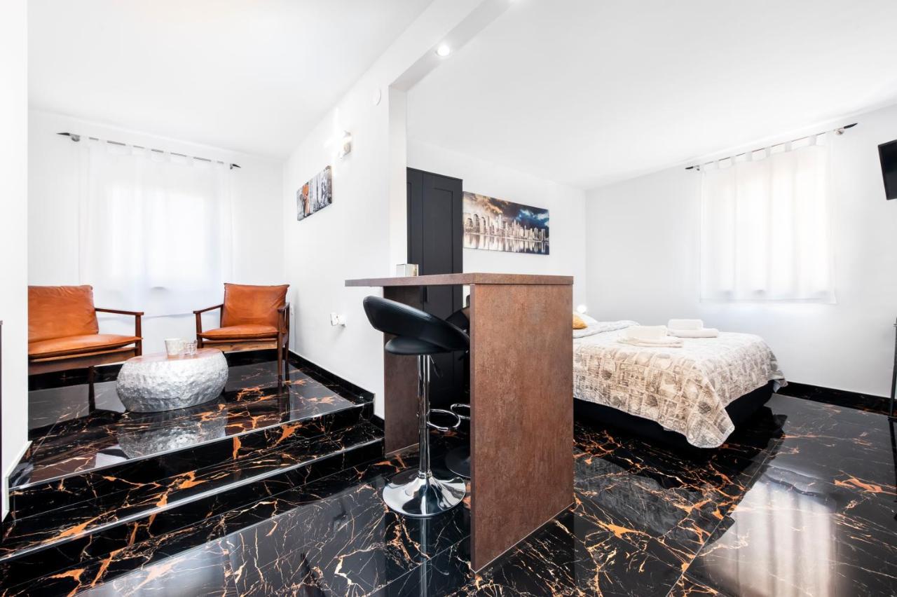 Dolce Studio Apartmani Rovinj Ngoại thất bức ảnh