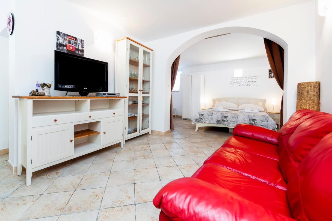 Dolce Studio Apartmani Rovinj Ngoại thất bức ảnh