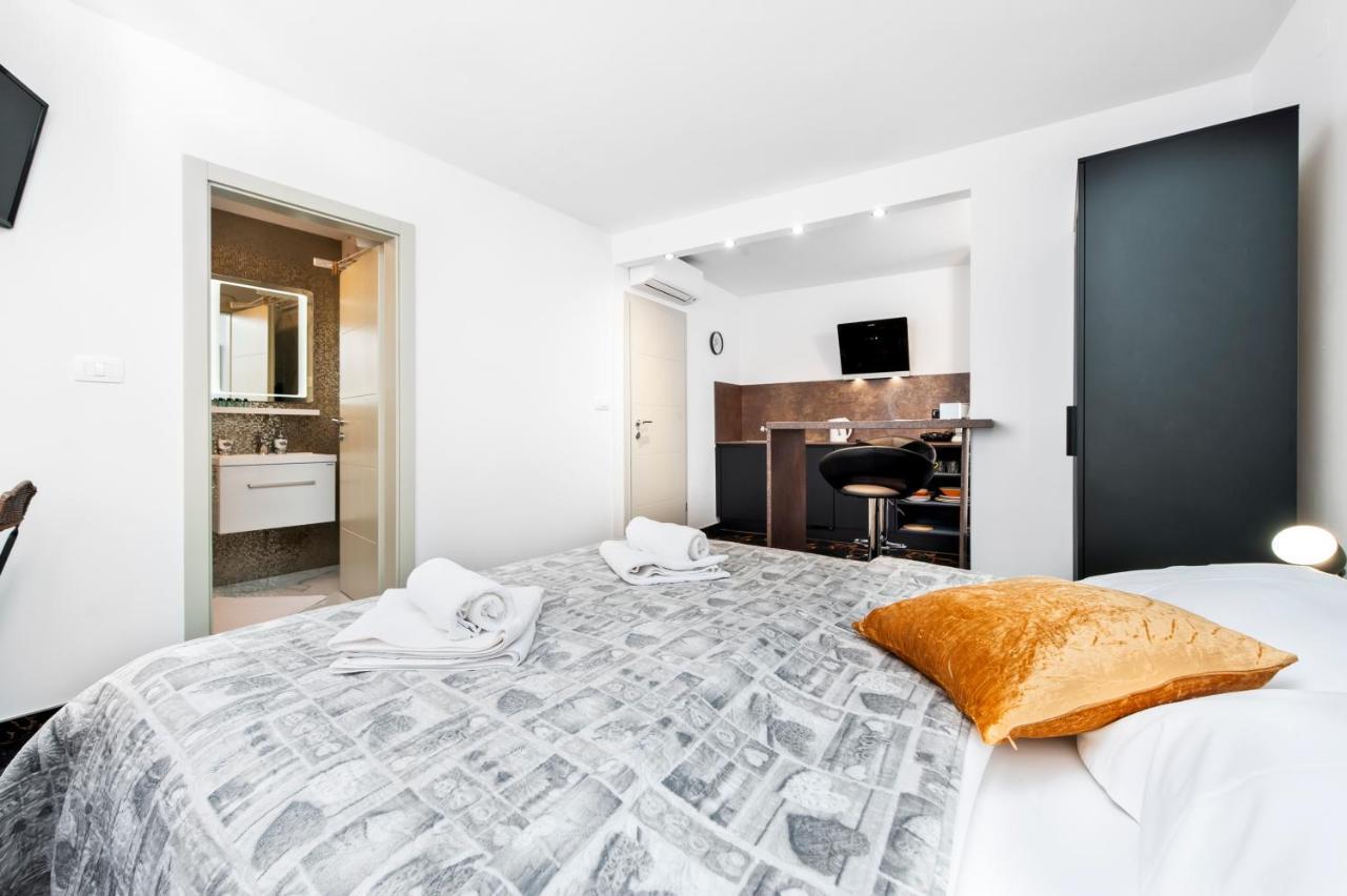 Dolce Studio Apartmani Rovinj Ngoại thất bức ảnh